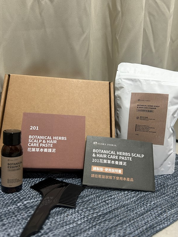 女人知己試用大隊,口碑行銷,部落客行銷,Flora Floral花葉草本養護泥,頭皮養護,頭皮護理,頭皮清潔,植萃染髮,中草藥,草本植萃,頭皮去角質,頭皮調理,花葉頭皮養護,201花葉草本養護泥,203花葉頭皮養護泥矯色版,頭皮養護專家